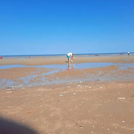 In Near The Sea, Cleaning Included * Koksijde